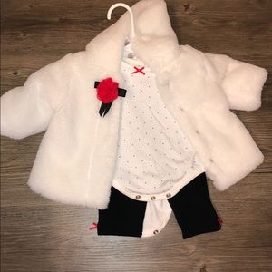 0-3 months faux fur outfit set *NEW